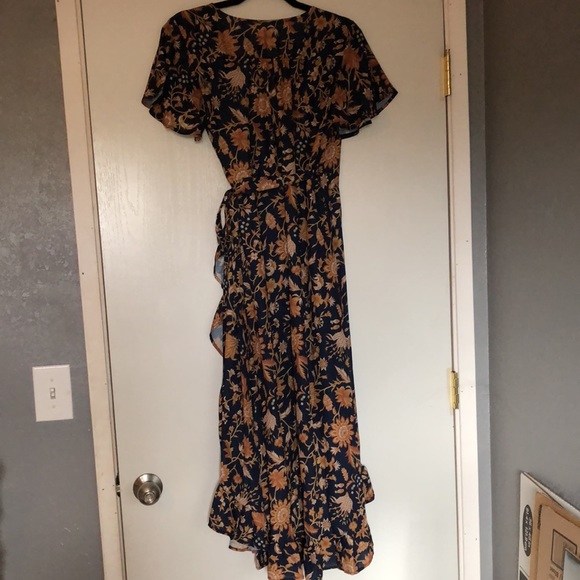 Vici NWOT high low wrap dress - Picture 4 of 4